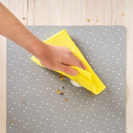 Suport de farfurii, antialunecare pentru bebelusi, din silicon rezistent la caldura, 41.5 x 30 cm, Reer Eat'n Tidy 25021 Suport de farfurii, antialunecare pentru bebelusi, din silicon rezistent la caldura, 41.5 x 30 cm, Reer Eat'n Tidy 25021