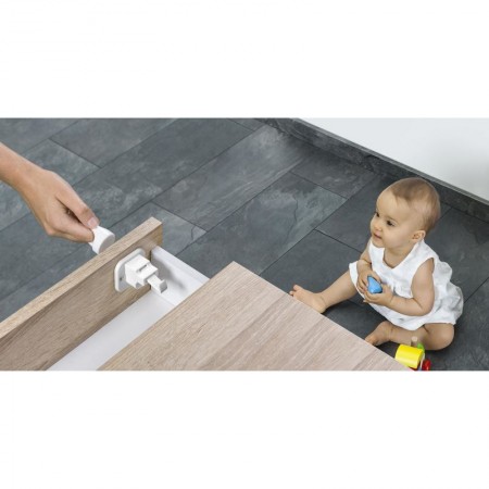 Incuietoare magnetica pentru sertare si usi de dulapuri Reer 51030 Incuietoare magnetica pentru sertare si usi de dulapuri Reer 51030