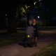 Lumina de siguranta LED reflectorizanta cu semnalizare intermitenta, verde fluorescent, cu carabina de agatare, Reer Light&Go 53253