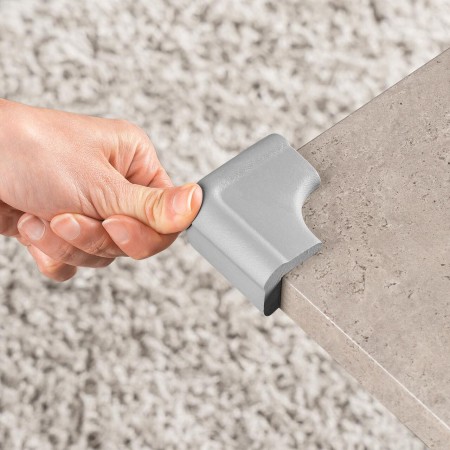 Set 4 protectii de colturi din spuma poliuretan, cu banda adeziva 3M, rezistenta la muscaturi, gri, Reer 82031