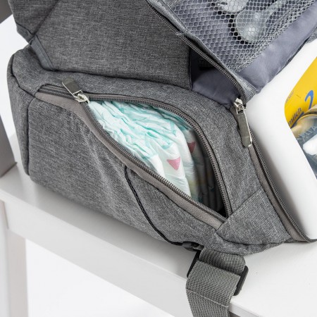 Inaltator de scaun pentru bebelusi 6-36 luni, transportabil, din plastic reciclat, Reer Growing Booster Seat 85041