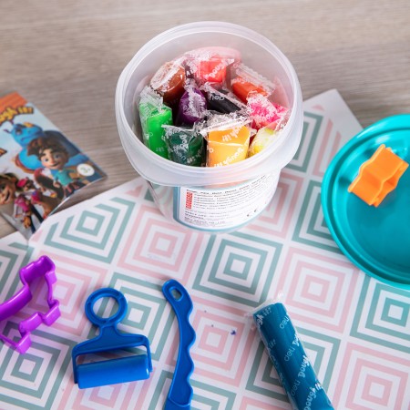 Plastilina soft galetusa 12 culori 160g deli