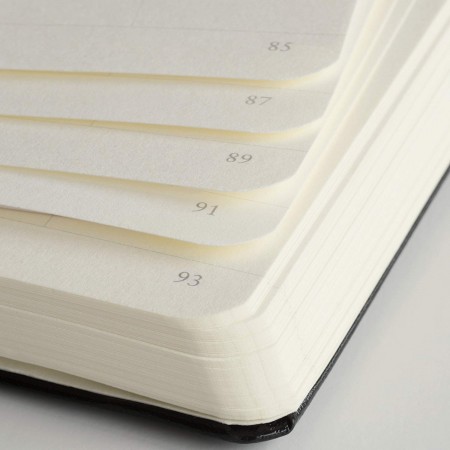 Caiet a6 punctat coperta rigida bordeaux leuchtturm