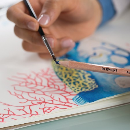 Creioane colorate acuarela 24 culori derwent academy