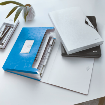 Mapa plastic 6 compartimente albastru tip proiect wow leitz